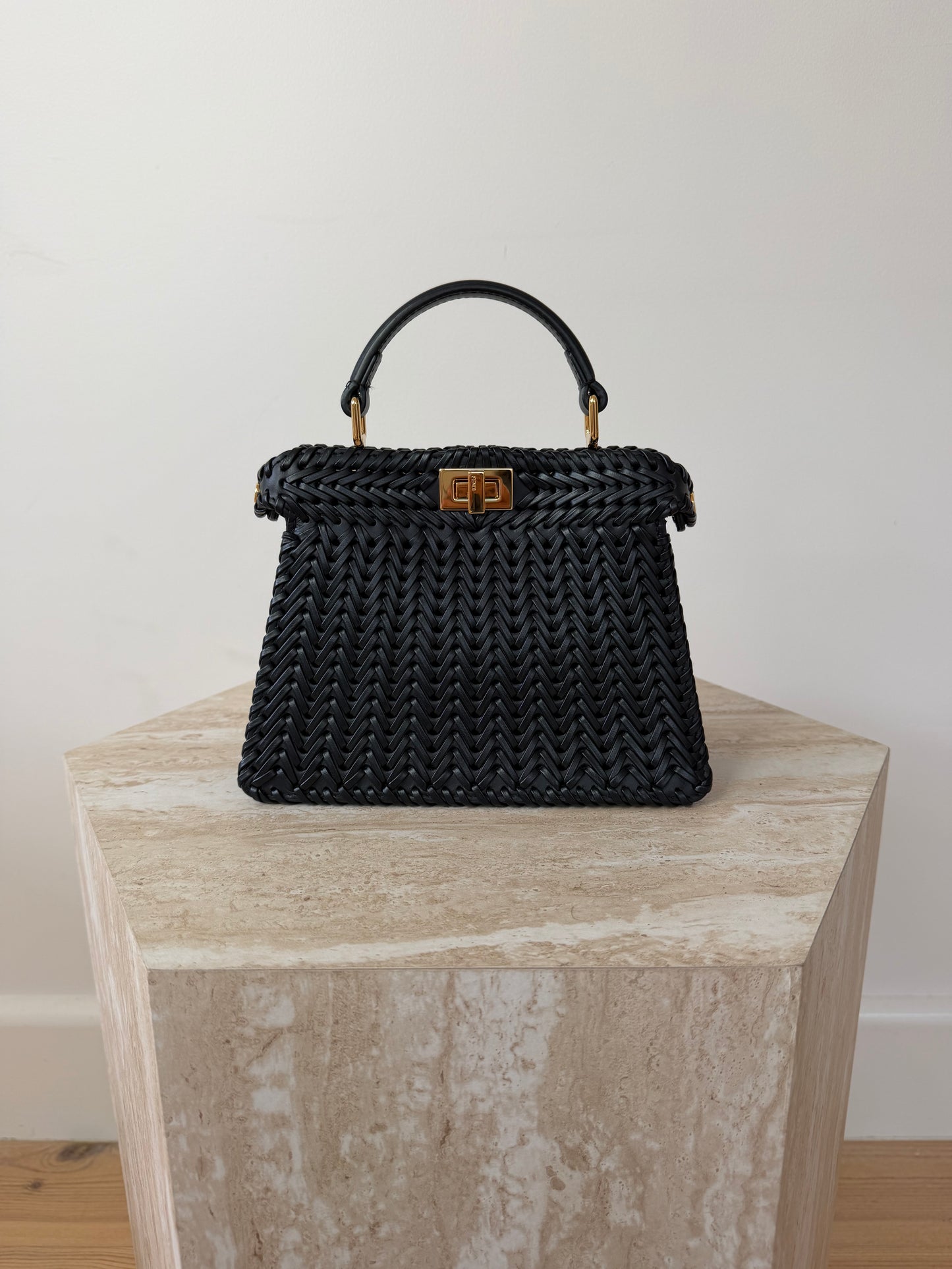 Fendi Peekaboo IseeU Leather Handbag