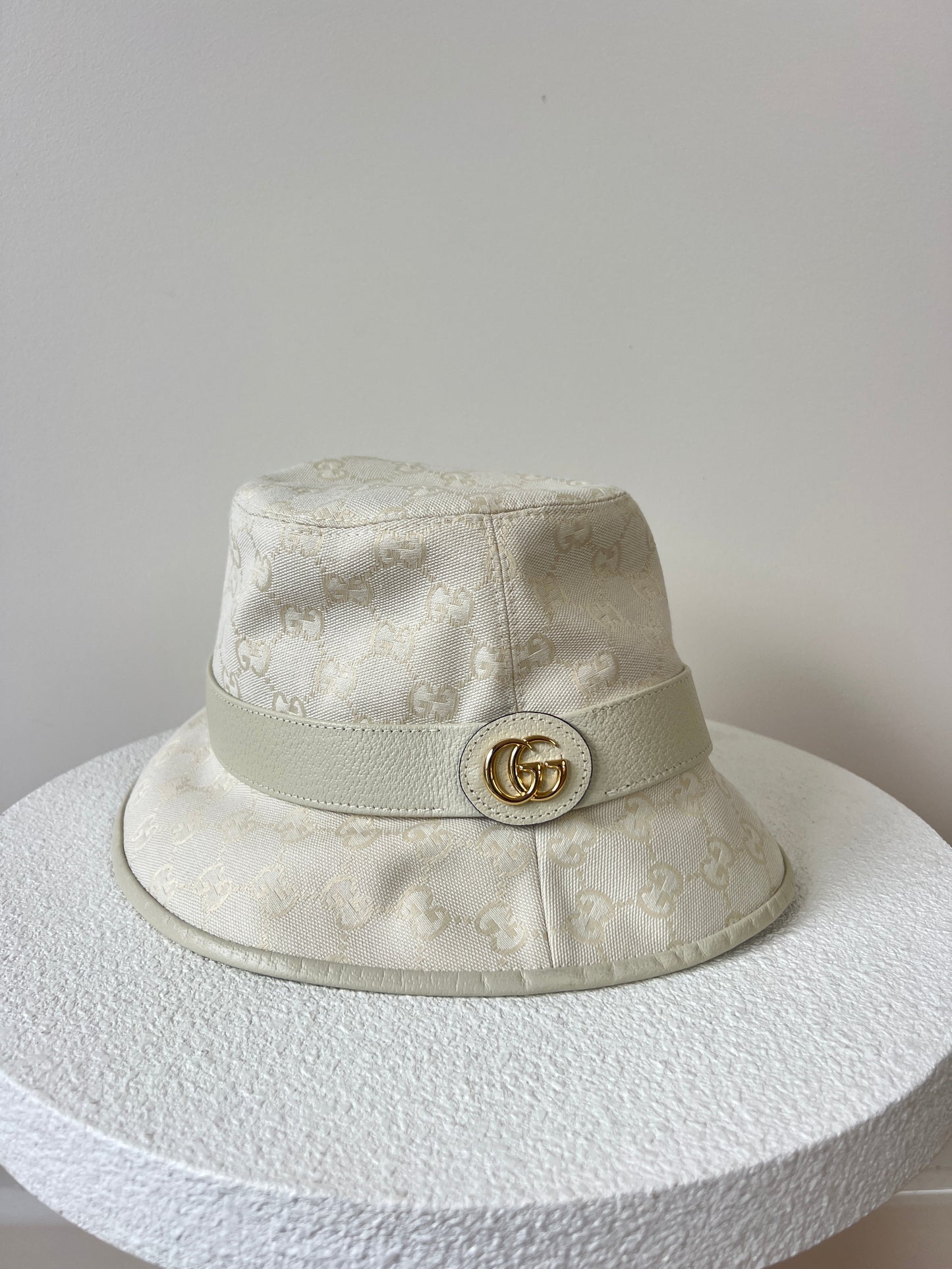 Gucci Hat Accessories
