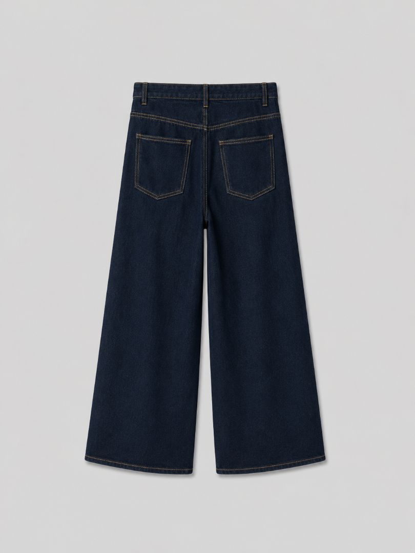 Camilla & Marc Jeans