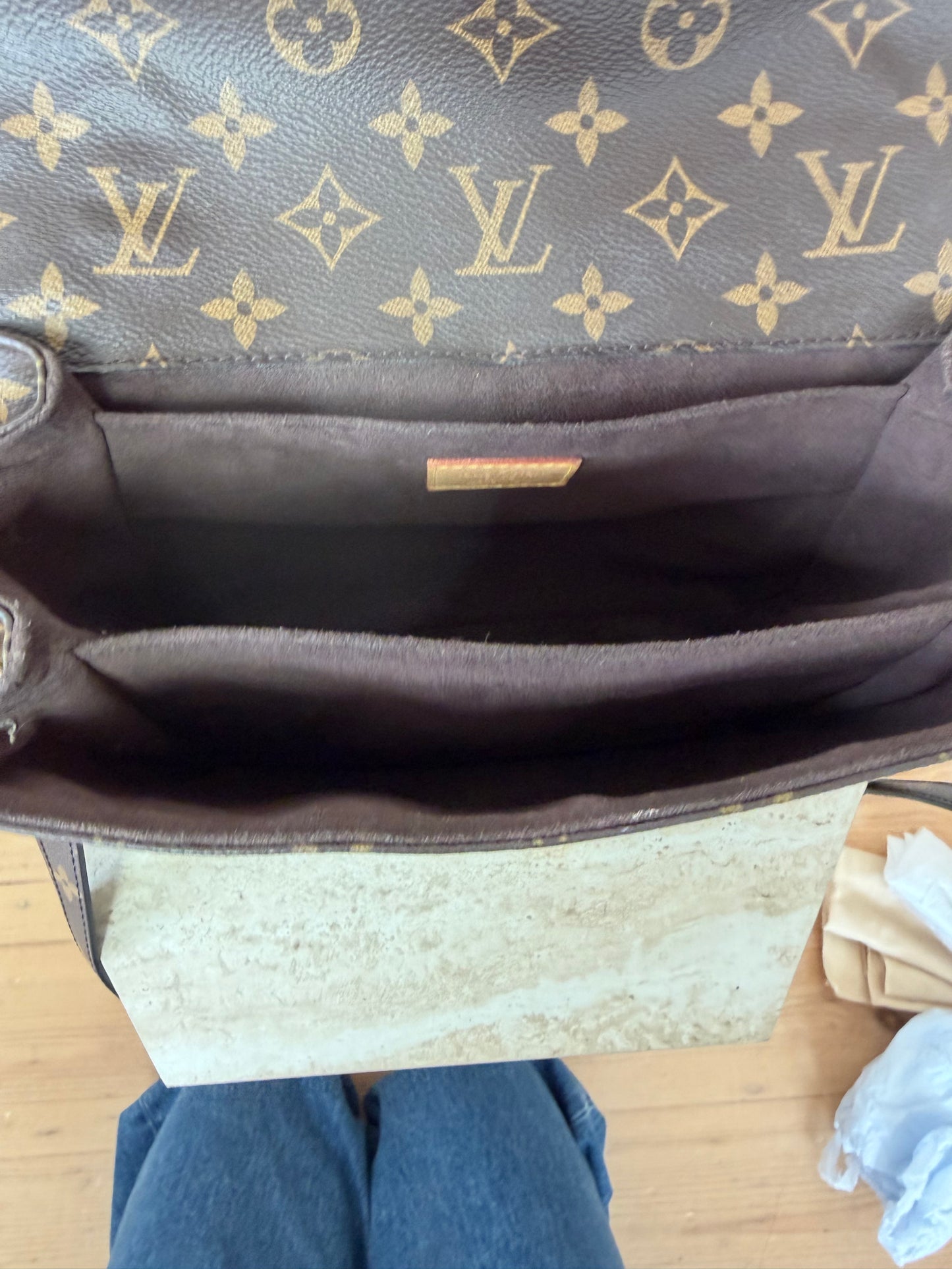 Louis Vuitton Pochette Metis Monogram