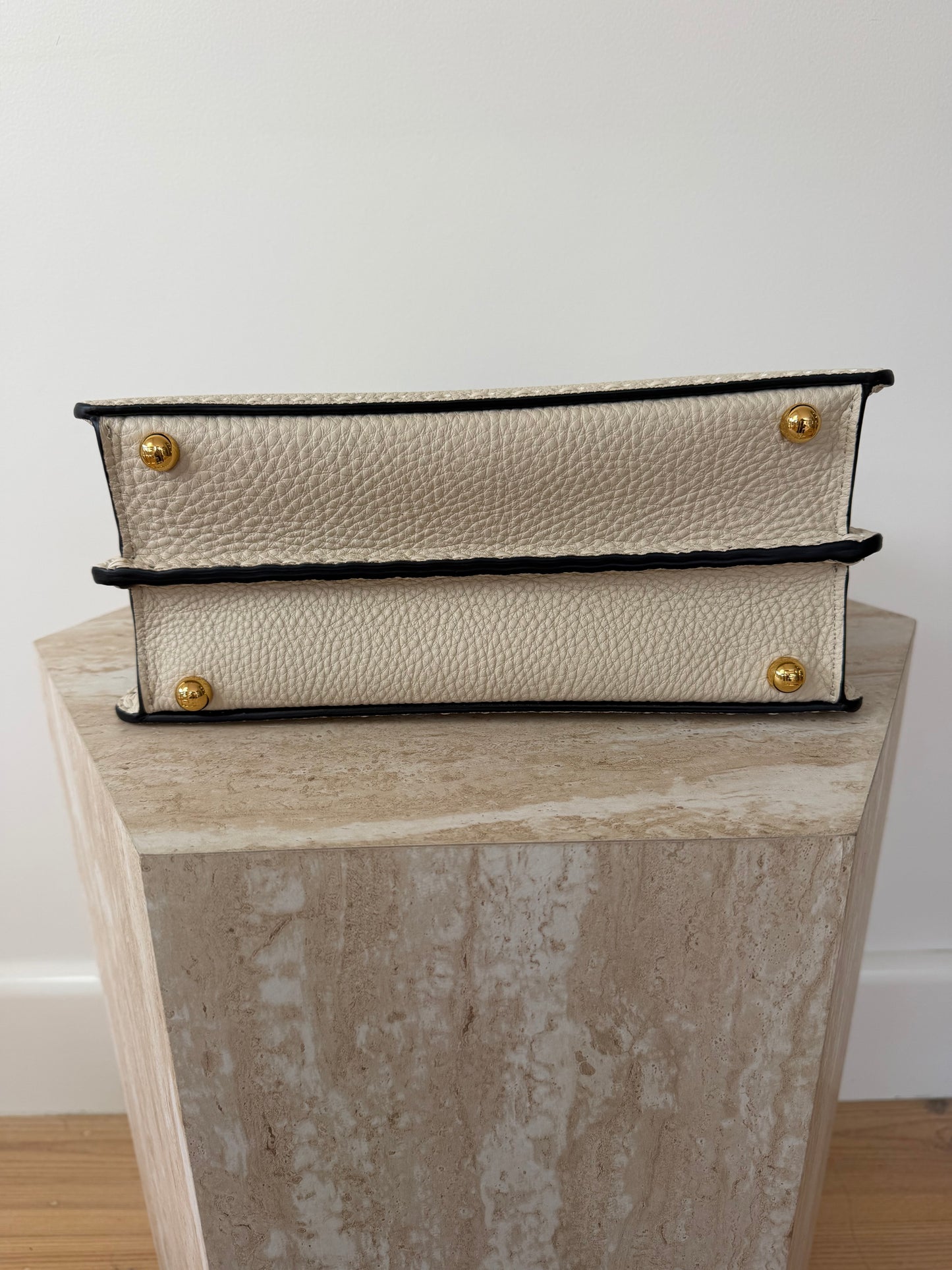 Fendi Peekaboo Small IseeU Grained White Leather