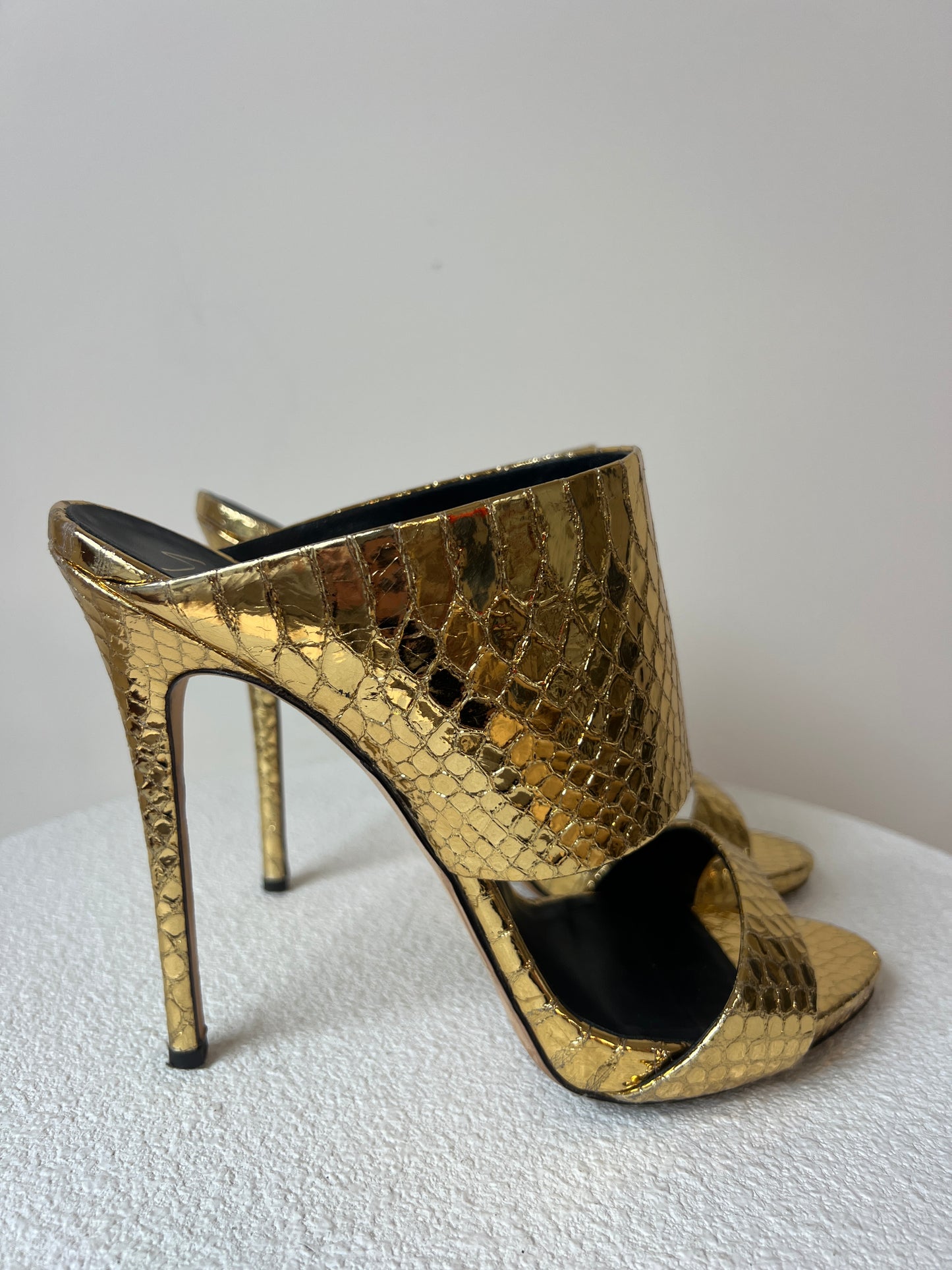 Giuseppe Zanotti Accessories